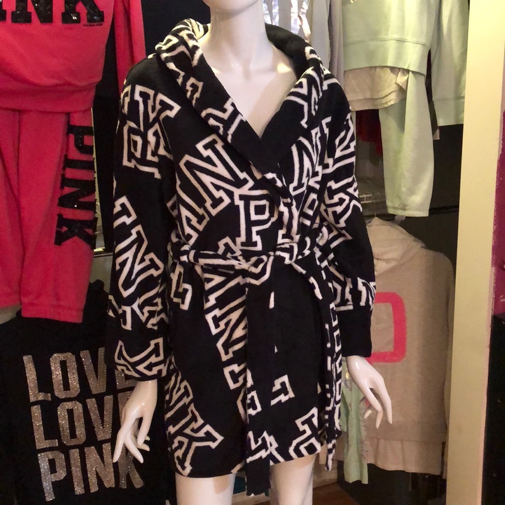 PINK Cozy Short Robe